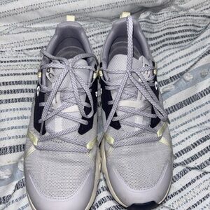 Women’s On Cloud tennis shoes